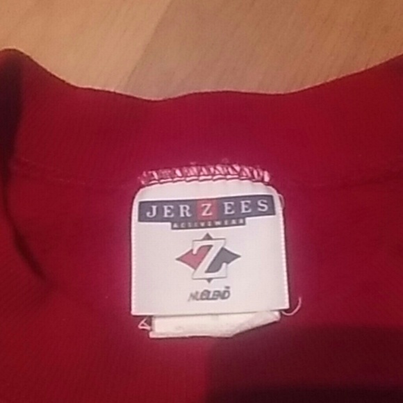 Red sweatshirt - Picture 2 of 2